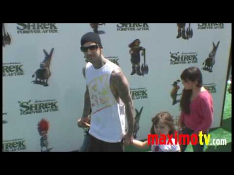 Travis Barker and Kids at "SHREK FOREVER AFTER" Lo...