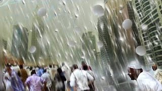 Dubai halted by storm; tornado winds of 190 km/h lift cars. Natural disaster. Resimi