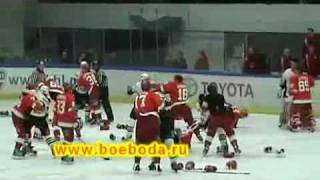 KHL Brawl Ends Game in 4 minutes!!!