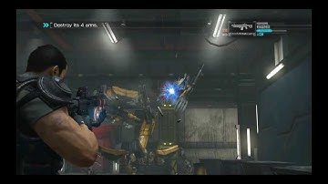 Binary Domain - fighting a spider thing