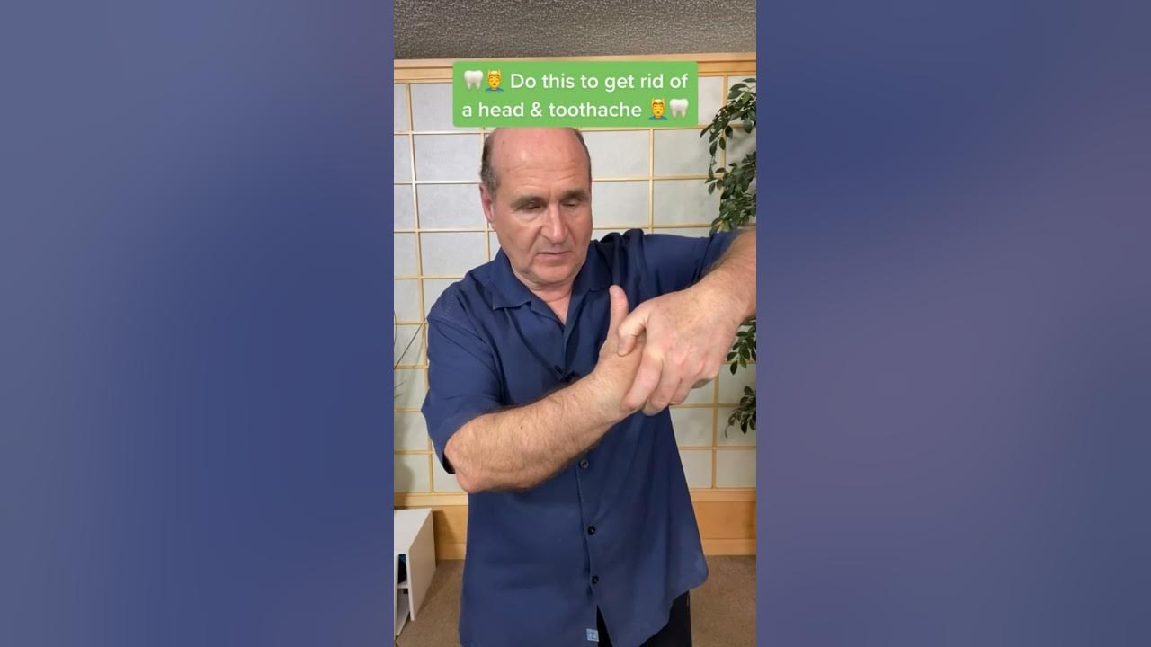 Do this to get rid of a head or toothache.๐โโ๏ธ๐ฆท #tooth #teeth #toothache #headache #kinesiology Do this to get rid of a head or toothache.๐โโ๏ธ๐ฆท #tooth #teeth #toothache #headache #kinesiology