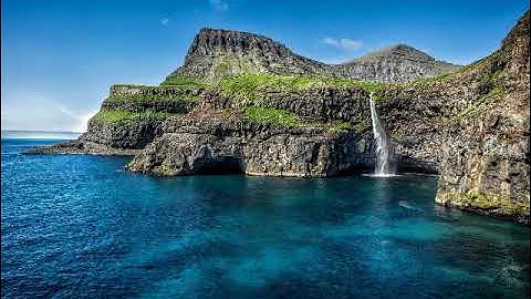 سورة الناس بصوت القارئ أحمد طالب حميد