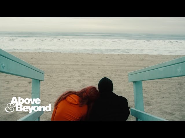 Above and Beyond feat. Zoe Johnston - Peace Of Mind