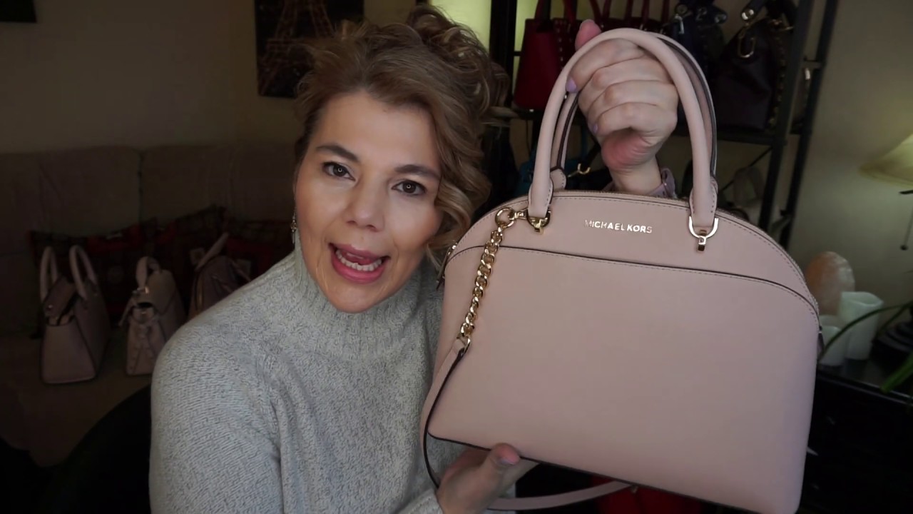 WHAT'S IN MY BAG Michael Kors Emmy Large Saffiano Leather Dome