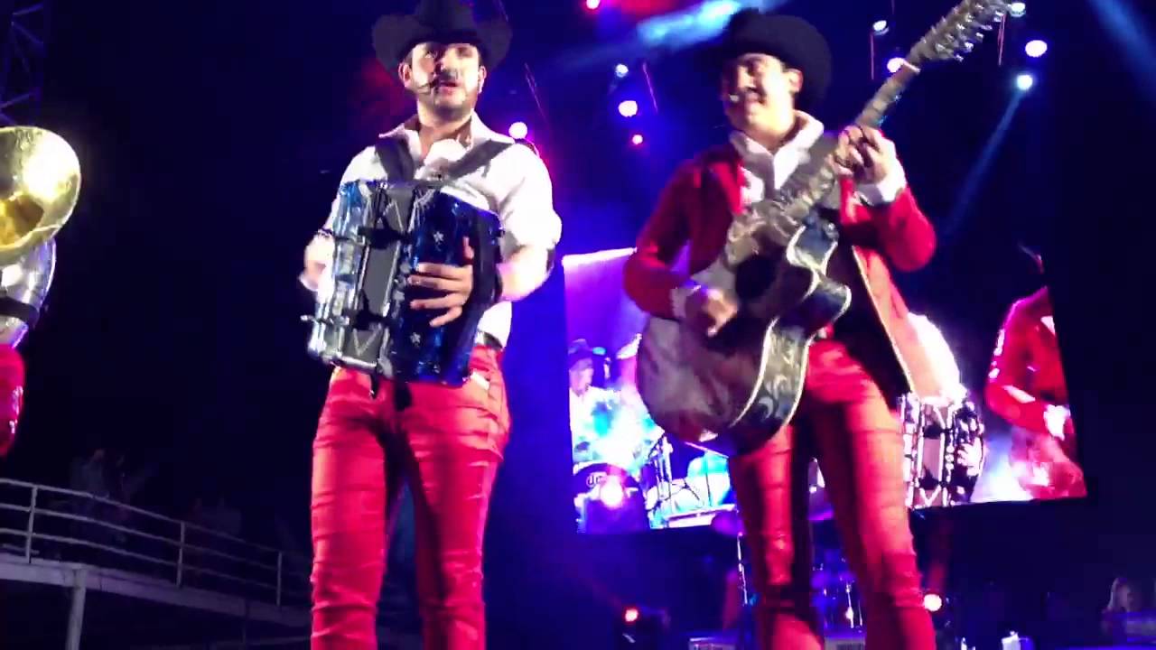 El aguaje activado - Calibre 50 (feat. Aaron Martínez) - YouTube