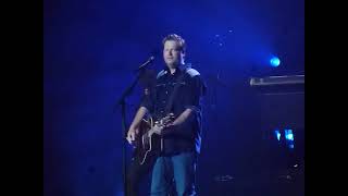 Who Are You When I'm Not Looking (Live) - Blake Shelton