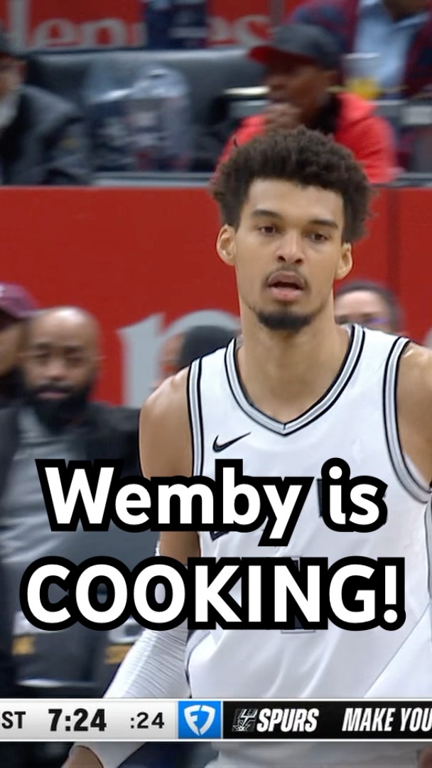 Wemby with three straight triples! ?