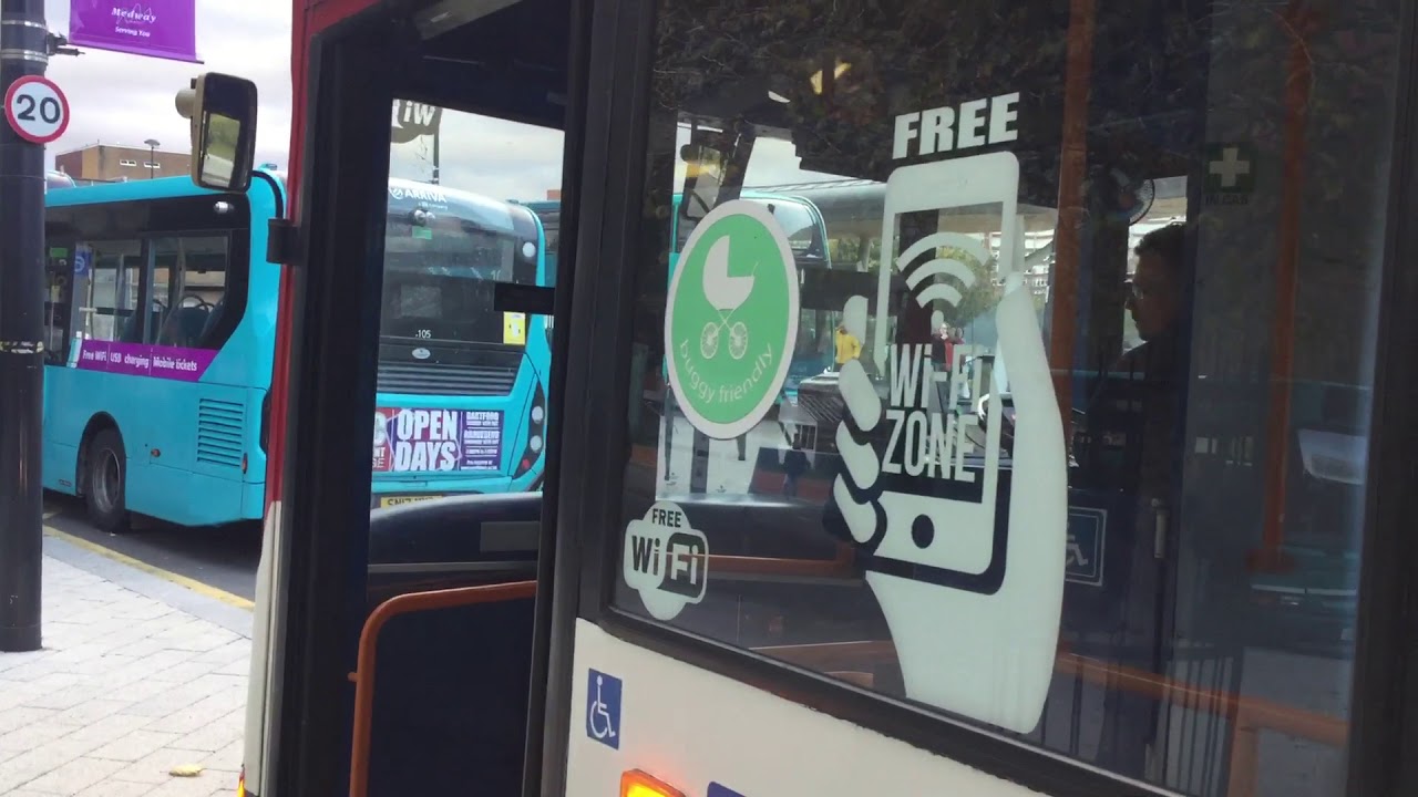 Here is the 326 bus in Chatham - YouTube