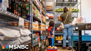 Download Lagu ‘My first time at a food bank’: Millions set to lose food benefits if government shutdown drags on MP3 Download Lagu ‘My first time at a food bank’: Millions set to lose food benefits if government shutdown drags on MP3