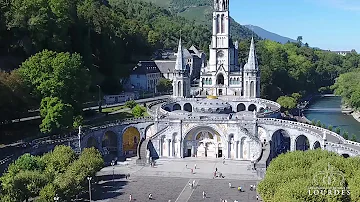 Quel est le fleuve qui passe à Lourdes ?