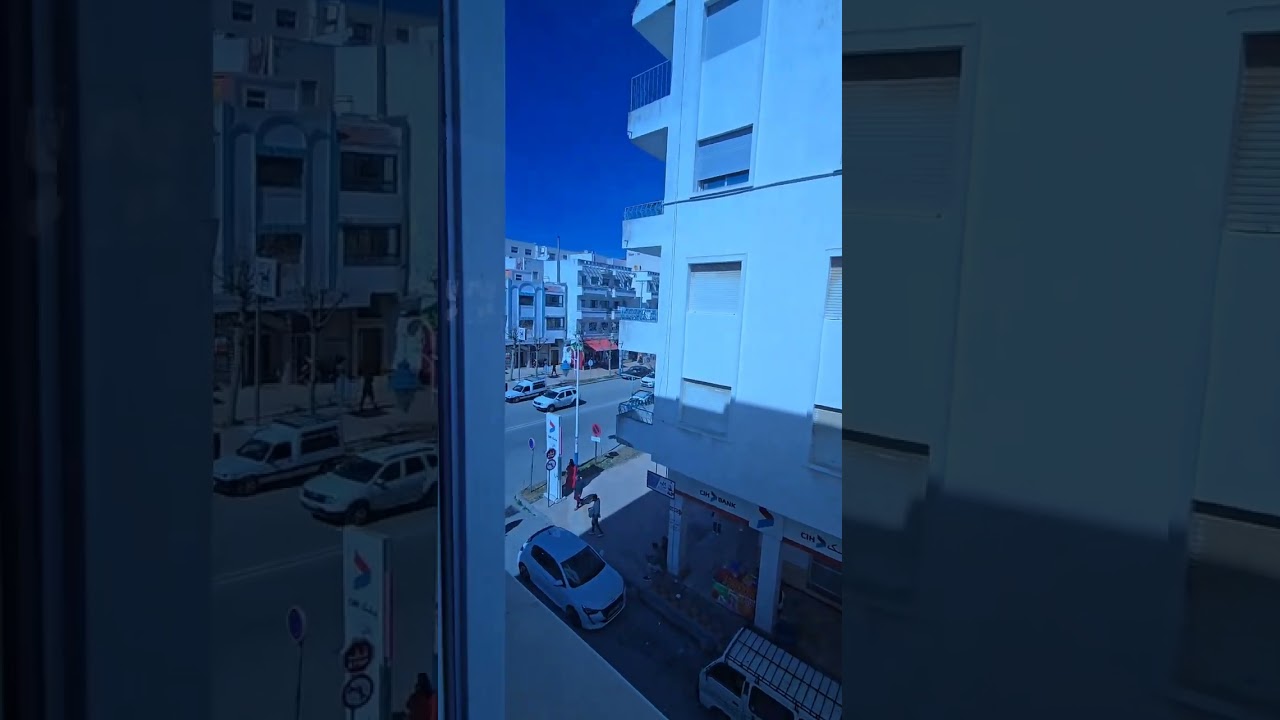 شقة للبيع في مرتيل على الشاريع الرئسي 120متر طابق التاني للمزيد المرجو تواصل على 0635054141