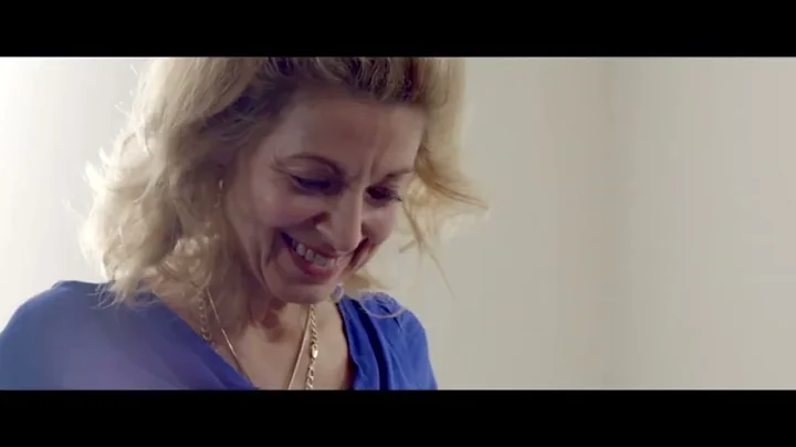 Olivia Giles Nudge Video