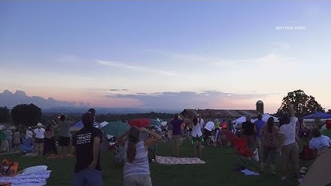 No, you should not take smartphone photos of the solar eclipse: VERIFY