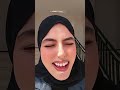 كلو في كوم و الحمرة الي على أسناني في كوم ثاني اكسبلور