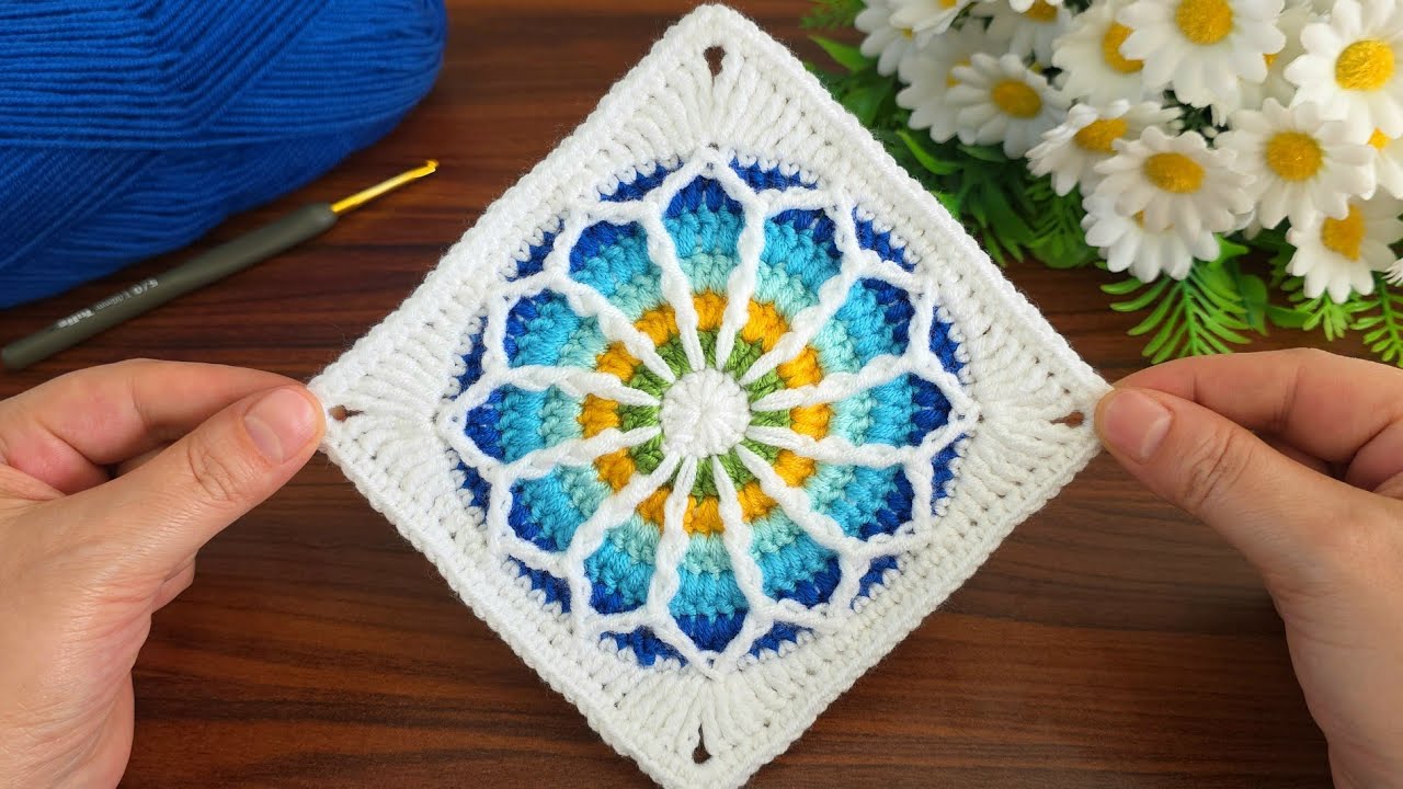 Wow!.. 😇 Very Easy! Super how to make eye catching crochet.Wonderful crochet motif knitting pattern