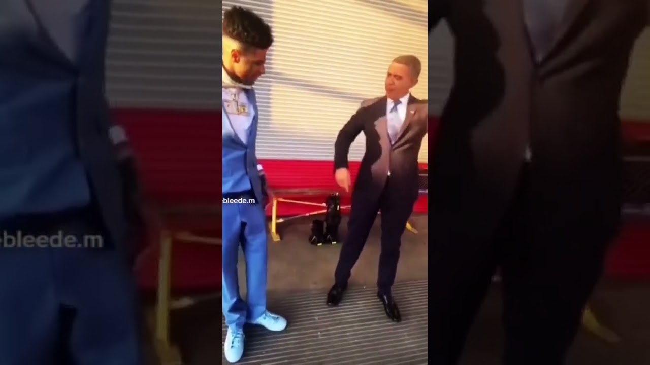 Blueface Made Barak Obama Crip Walk🤣