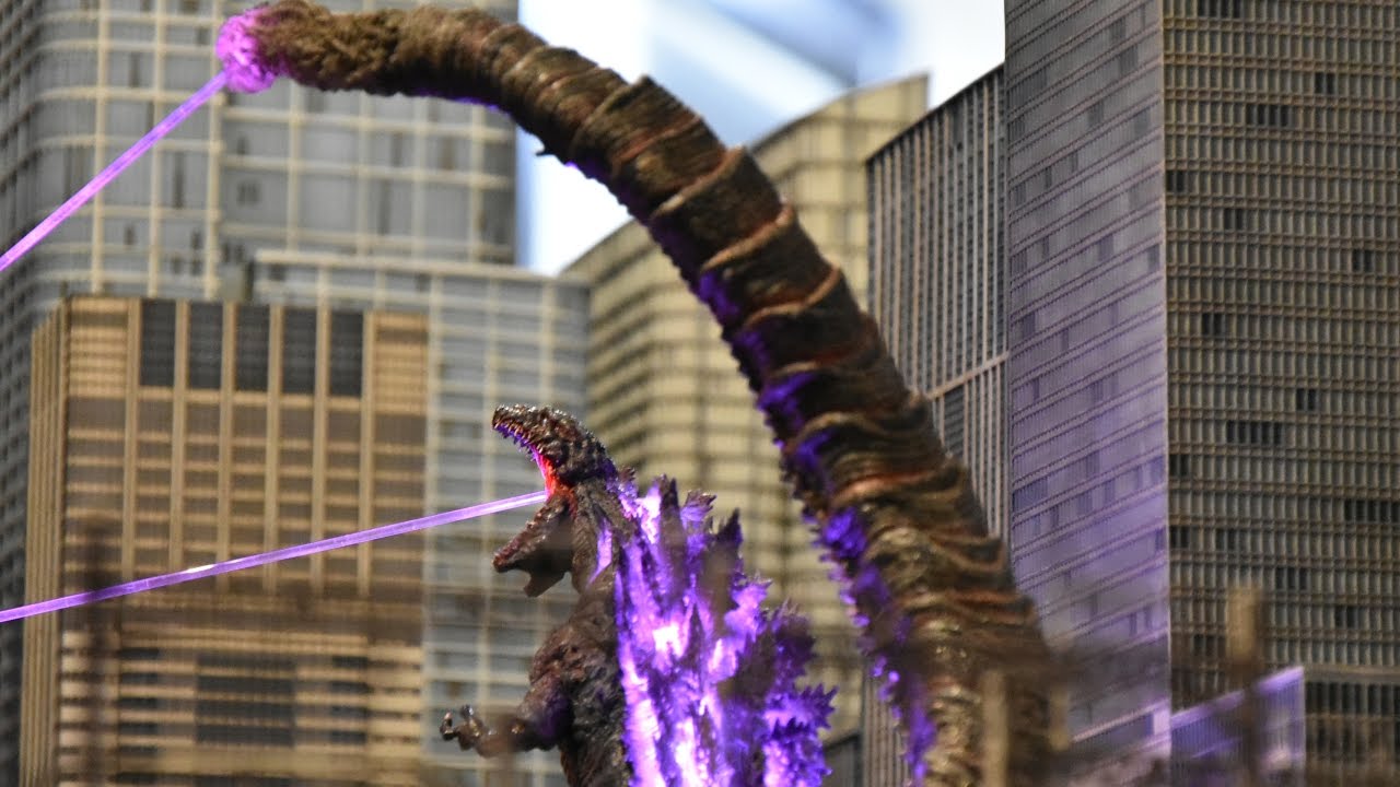 シン・ゴジラ造形作品集」発売記念ディオラマ展示会にお邪魔してきまし