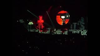 Roger Waters live Milano Mediolanum Forum 04/04/2011 Mother