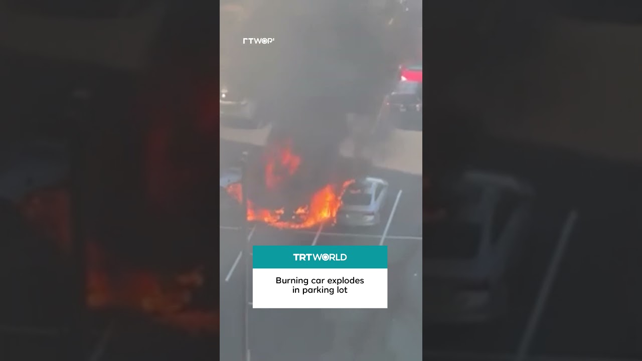 Huge car explosion in US parking lot