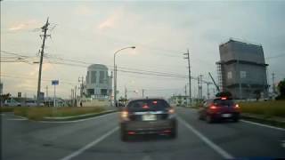 沖縄における運転File018:無理な車線変更・合流007