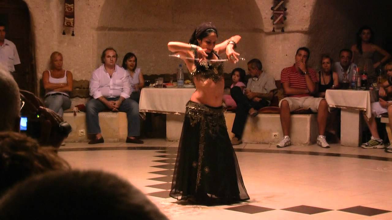 Belly dance with scimitar - YouTube