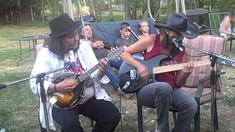 Not Fade Away(cover) Debbie Swinyer& Kendra Smithh...