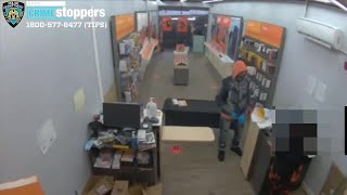 Cellphone Store Robbery Caught On Video