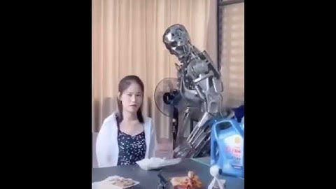 Robot serve food,#fitter_technical_spm robot, robot waitress, food, robot restaurant, robot waiters,
