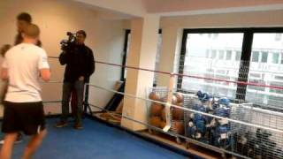 Dimitrenko trainert jugendboxer deniz