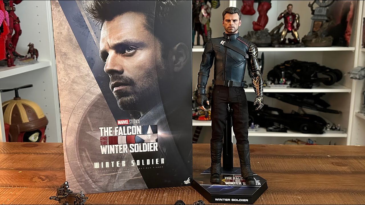 UNBOXING HOT TOYS WINTER SOLDIER FROM THE FALCON AND THE WINTER