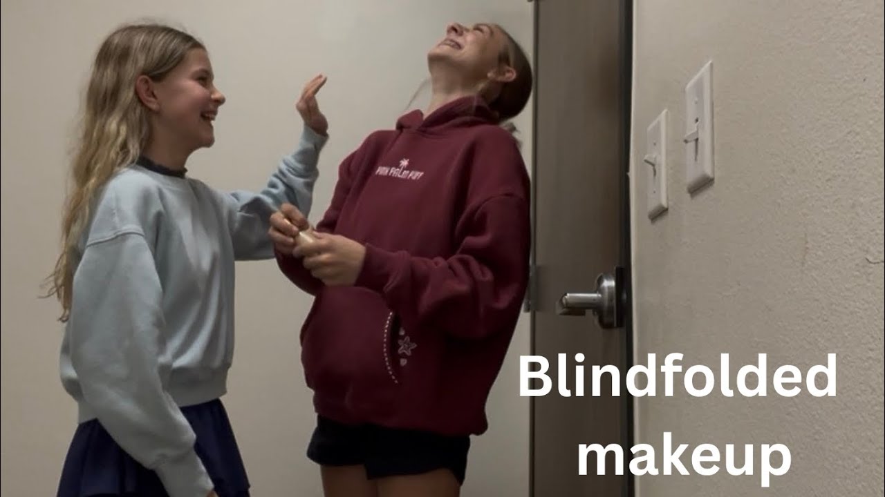 Doing makeup blindfolded with my bestie - YouTube