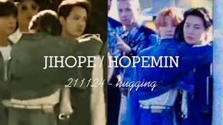 Jihope Hopemin - Jimin Hugging And Resting On J-Hope Bé Ôm Ôm, Tựa Lên Vai Anh