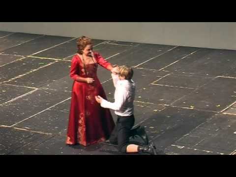 Video: Bagaimana Festival Opera Munich