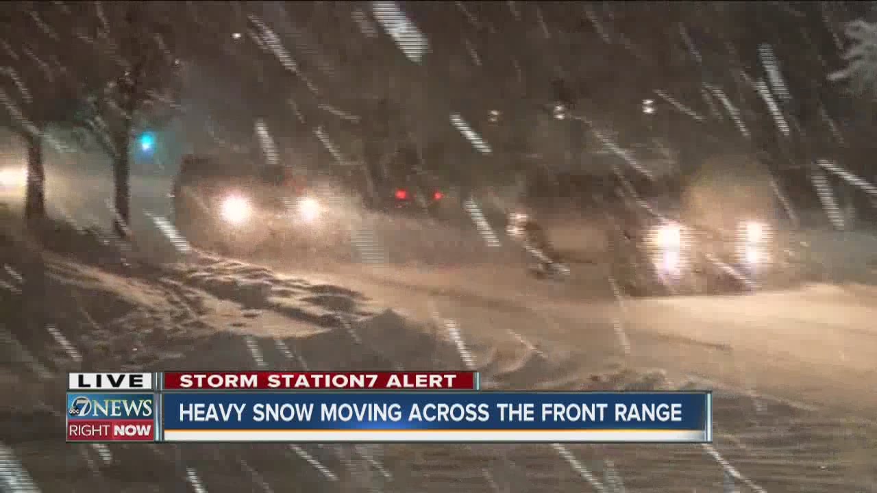 Heavy snow moving across the Front Range - YouTube