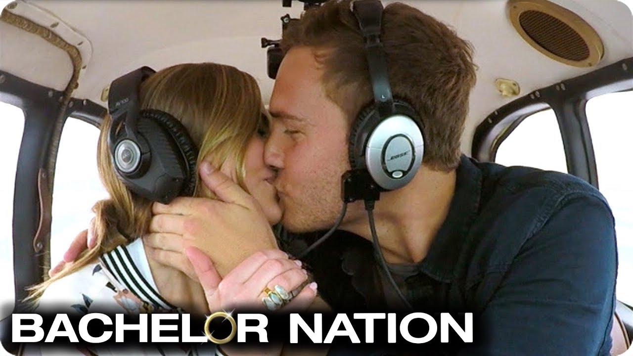 Peter & Hannah Soar To New Heights On Hometown Flight | The Bachelorette US