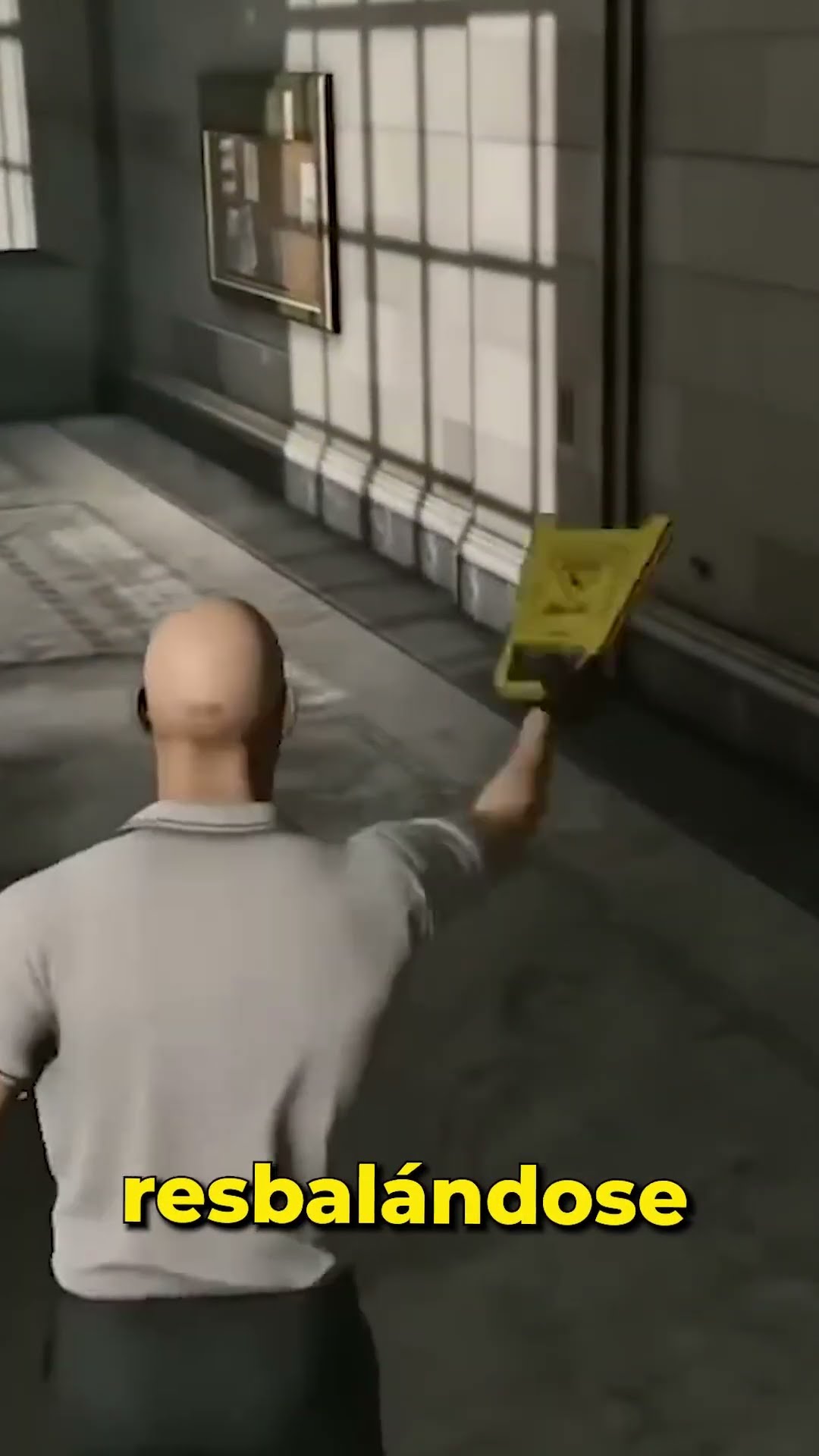 Si haces esto en Hitman, provocarás que un NPC se resbale