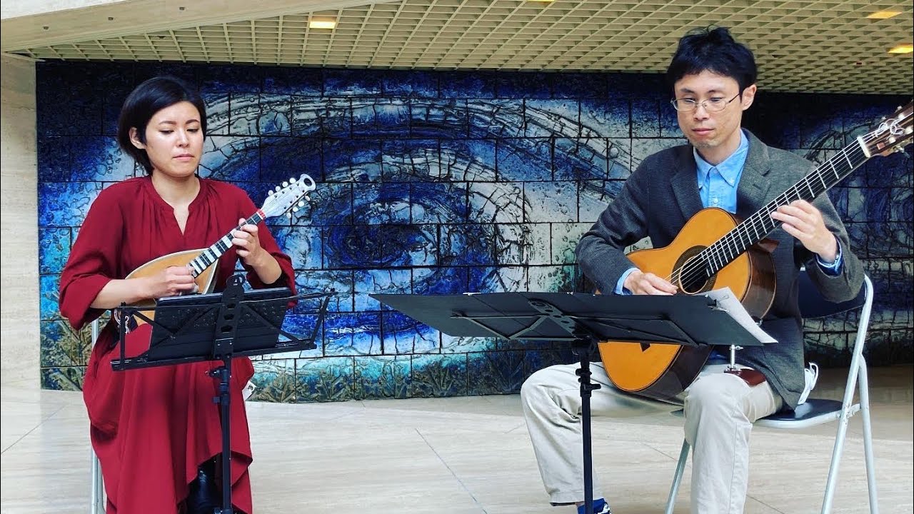 音まちコンサート10月26日 マンドリン・ギター二重奏 - YouTube