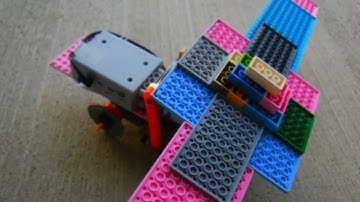 Lego RC helicopter battlebot destroys a cardboard battlebot!!!!! HD!