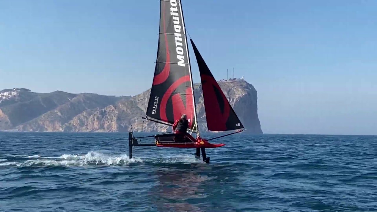 MOTHQUITO - THE BOAT THAT FLIES ALONE - EL BARCO QUE VUELA SOLO - PROTOTYPE FEBRUARY TESTS -