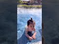 お風呂を楽しむきいち(Japanese baby enjoy to play in the bath)