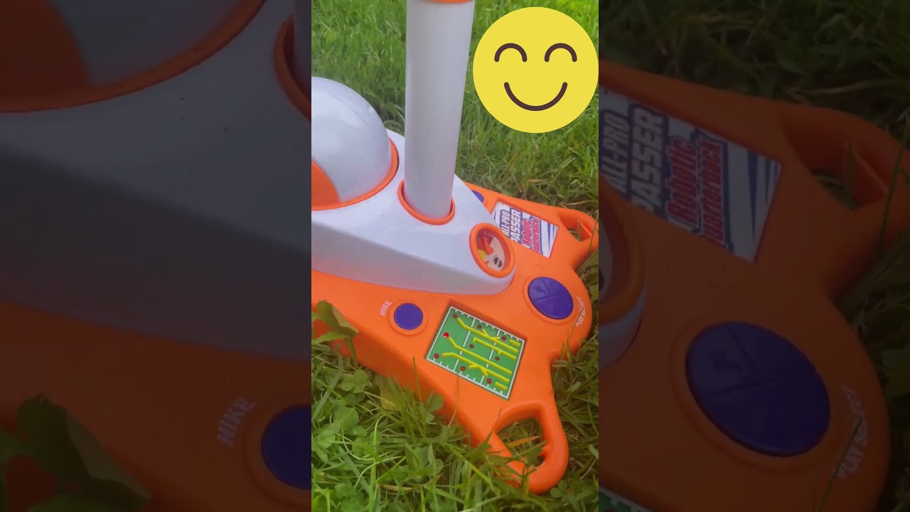 A Robotic Quarterback to Practice Football!  NSI All Pro Passer Football Toy for Kids