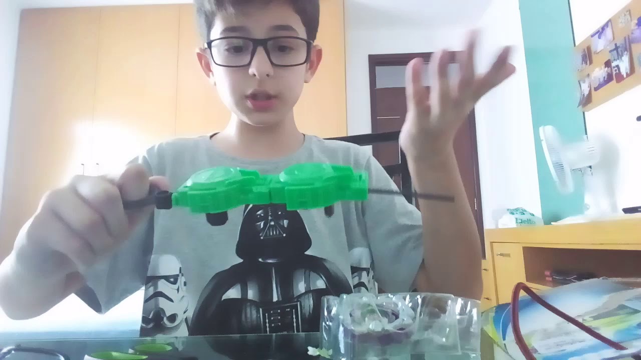 Unboxing dos beyblade turbo slingshock Typhon T4 e Salamander S4 .