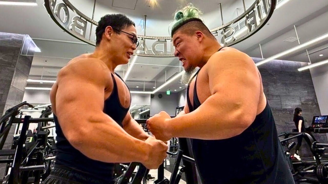 ベンチ240kgの怪力男とハルク君どっちが強いの？