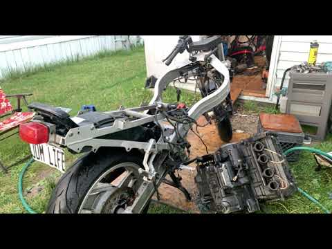 7 minute rebuild of a 1990 ninja 1000 time laps