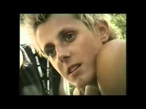 Punk music video thumbnail preview for K's Choice - Almost Happy
