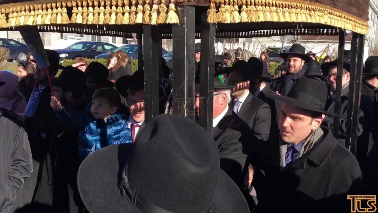 Hachnosas Sefer Torah Somerset Walk