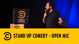 Il lavoro dei sogni - Pierfrancesco Aversa - Open Mic Tour - Comedy Central