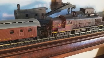ALCO RS 3 PULLING A PASSENGERS TRAIN. TSUNAMI 2 DECODER + ESU SUGAR CUBE SPEAKER. ATLAS\KATO