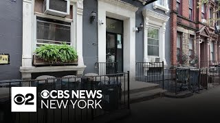 Suspect accused in NYC apartment listing scheme turns himself in