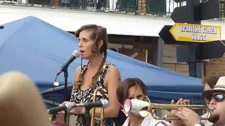 Sarah Petersen At French Quarter Festival 2015